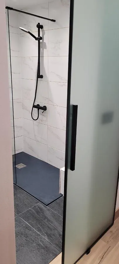 Aparthotel Inter2: New Self-Check-In Apartments with Garage Salou